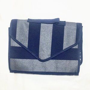 NEW American Eagle Outfitters hanging travel bag